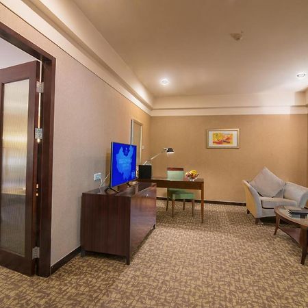 Ruiwan New Century Hotel Tianjin Extérieur photo