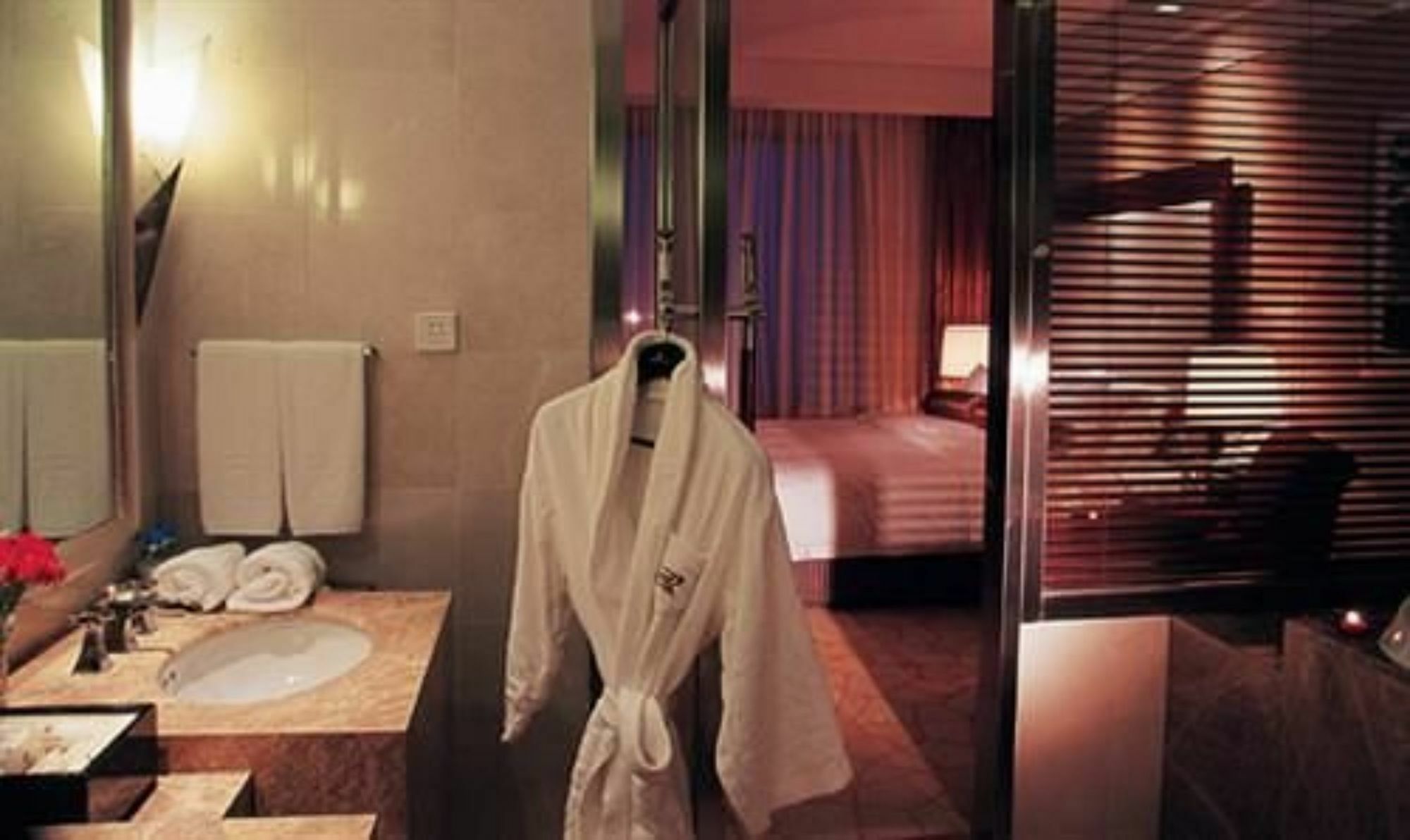 Ruiwan New Century Hotel Tianjin Extérieur photo